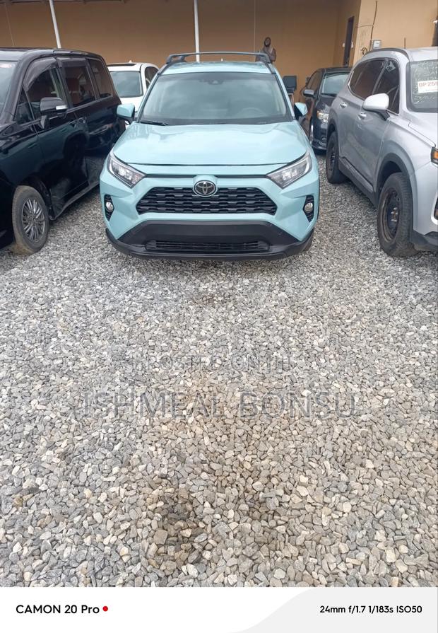Toyota RAV4 2019 Green