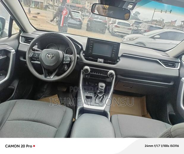 Toyota RAV4 2019 Green