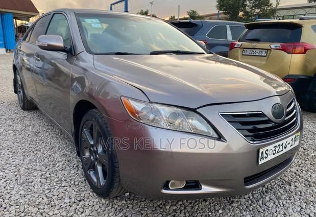Toyota Camry 2009 Gray