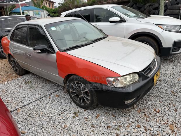 Toyota Corolla Sedan 2001 Silver