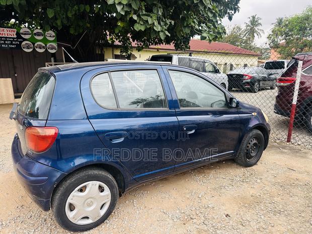 Toyota Yaris 2004 Blue