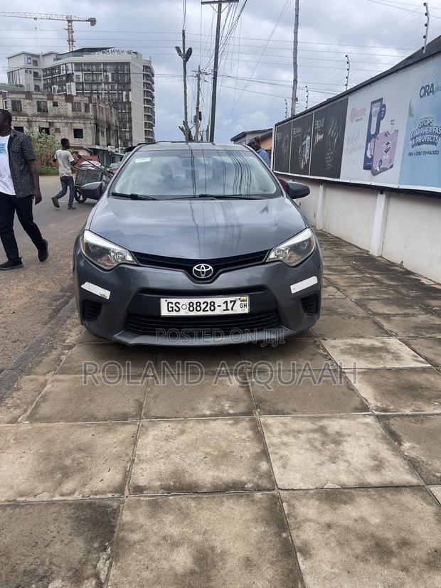 Toyota Corolla L 4dr Sedan (1.8L 4cyl 4A) 2014 Gray