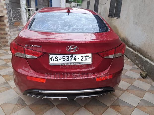 Hyundai Elantra Limited Sedan FWD (1.8L 4cyl 6A) 2013 Red