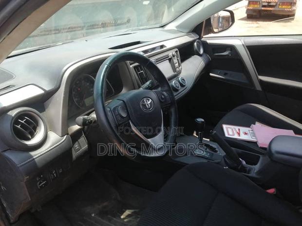 Toyota RAV4 2018 Gray