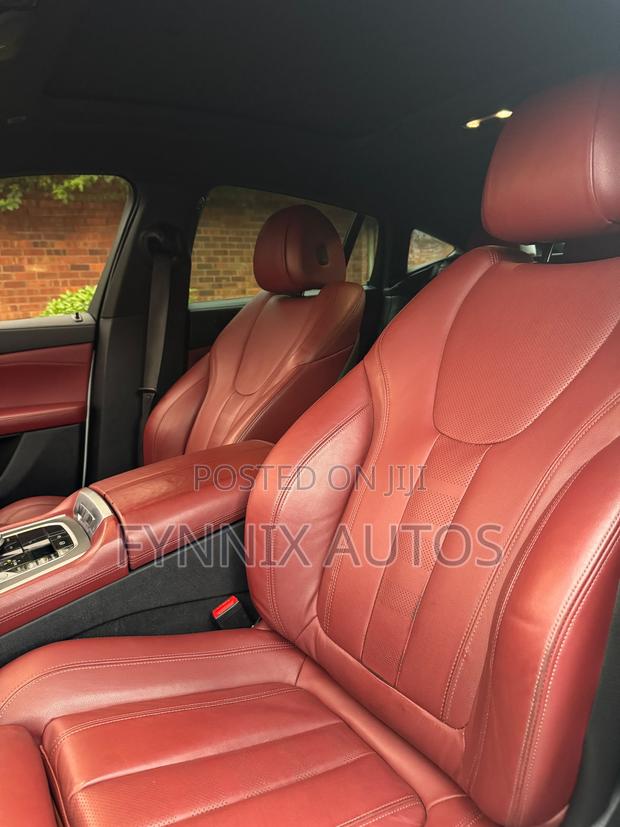 BMW X6 xDrive40i 2021 White