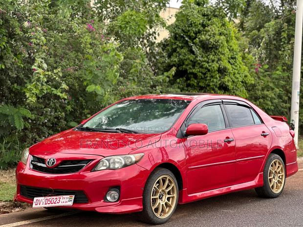 Toyota Corolla S 5-Speed 2013 Red