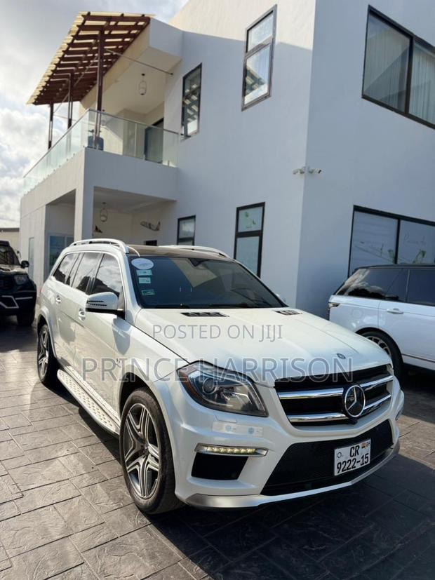 Mercedes-Benz GL-Class GL63 AMG 4dr SUV AWD (5.5L 8cyl Turbo 7A) 2015