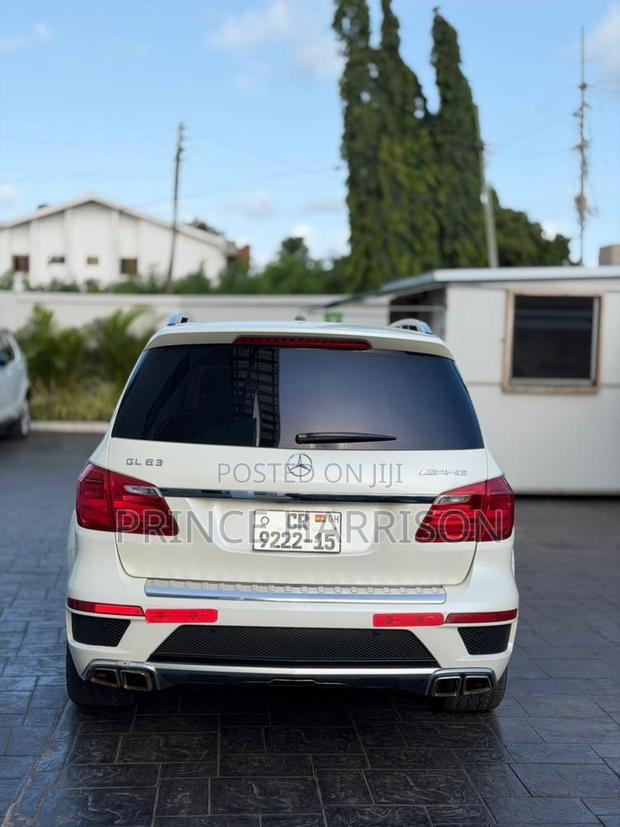 Mercedes-Benz GL-Class GL63 AMG 4dr SUV AWD (5.5L 8cyl Turbo 7A) 2015