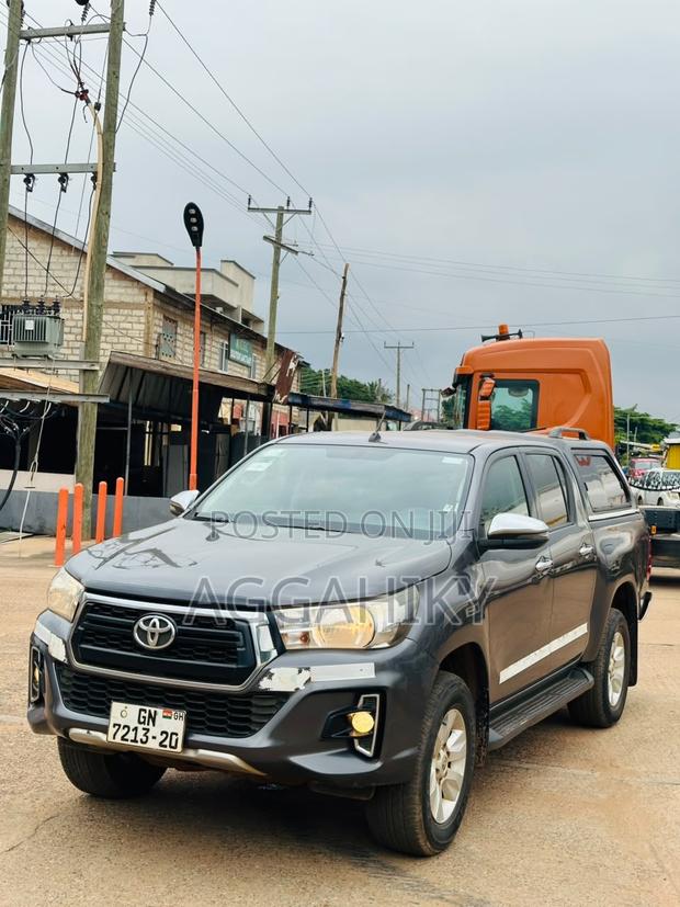 Toyota Hilux 2.4 Diesel 2020 Gray