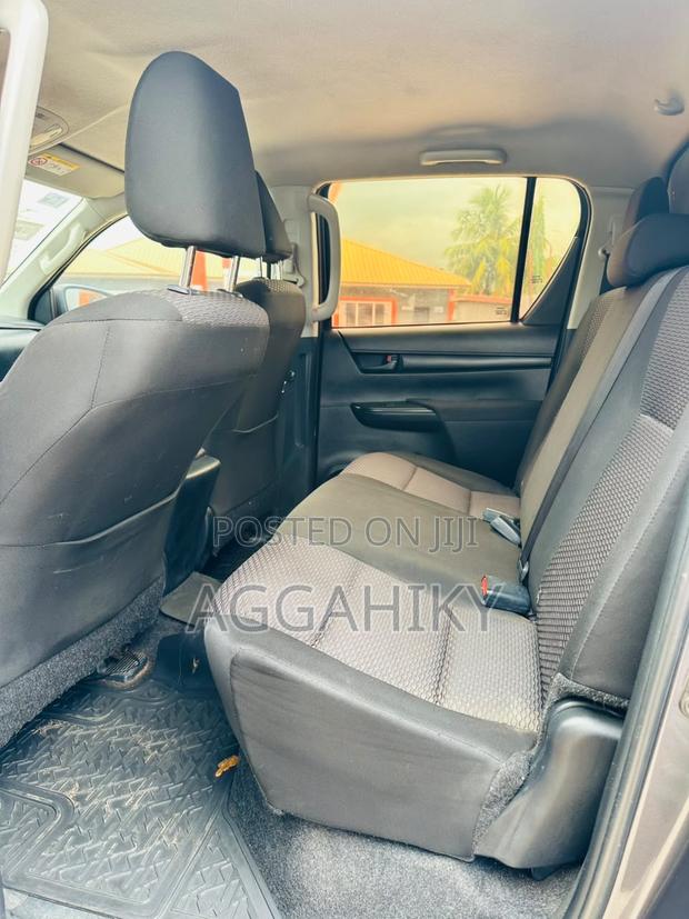 Toyota Hilux 2.4 Diesel 2020 Gray