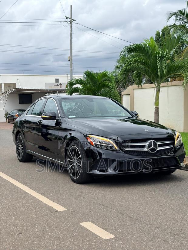 Mercedes-Benz C300 2020 Black