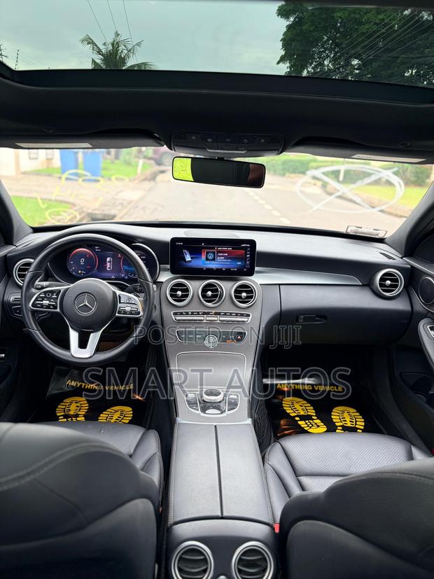 Mercedes-Benz C300 2020 Black