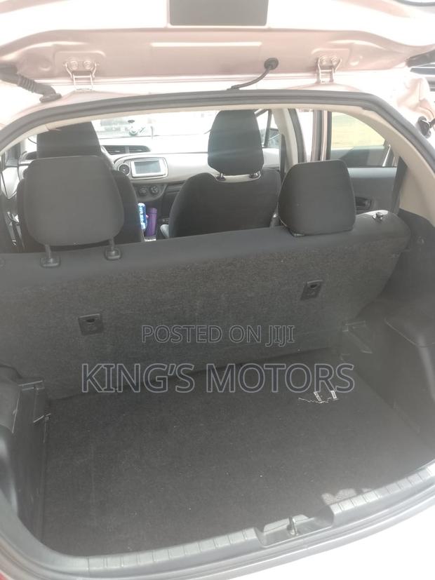 Toyota Vitz 1.5 FWD 5dr 2013 Silver
