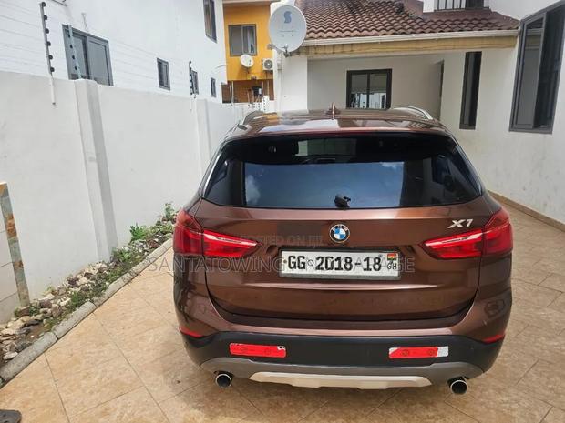 BMW X1 2018 Gold