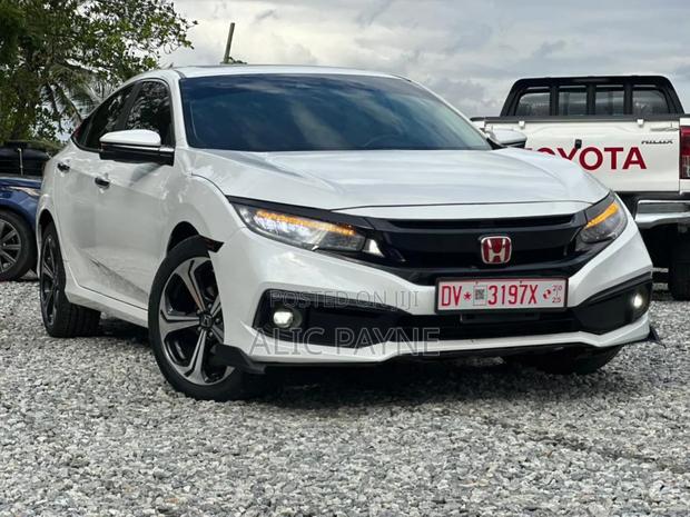 Honda Civic Touring Sedan 2019 White