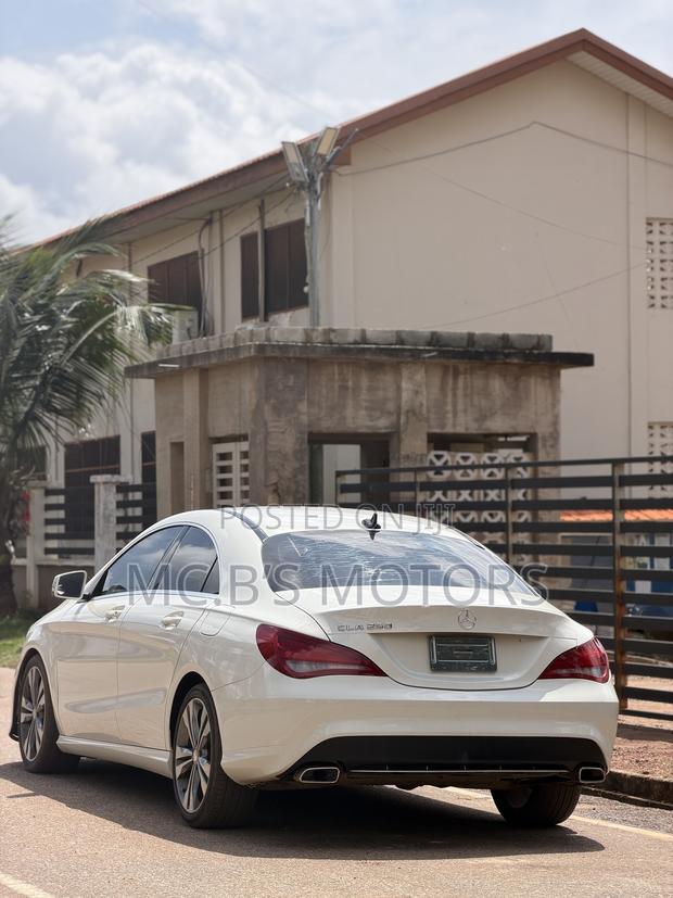 Mercedes-Benz CLA-Class 2018 White