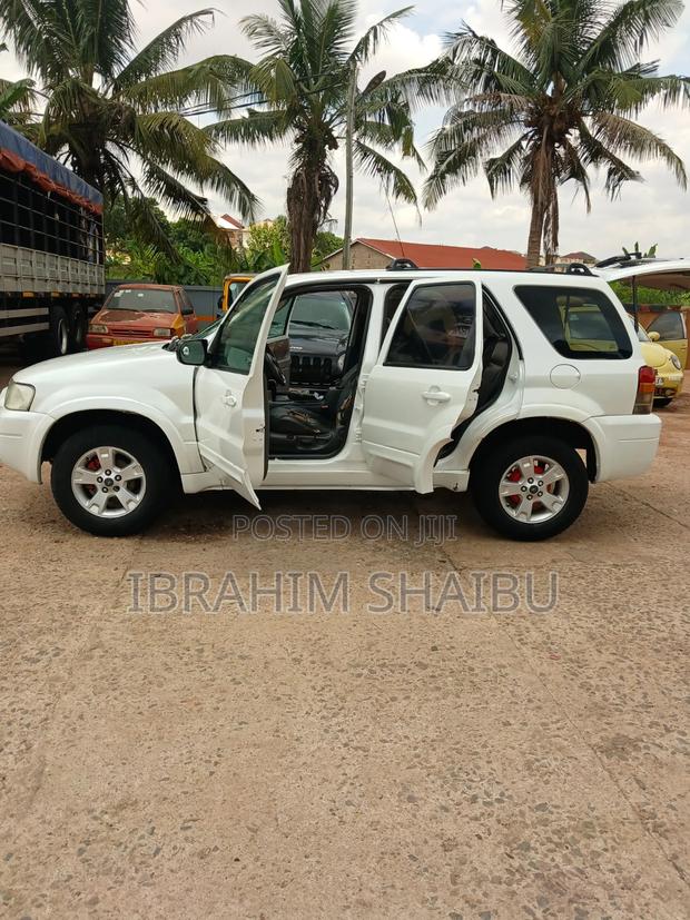 Ford Escape XLT 3.0 2006 White