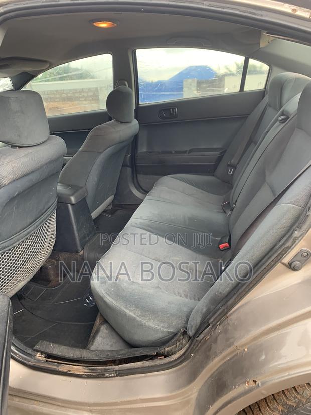 Mitsubishi Galant 2007