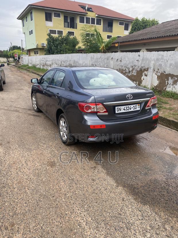 Toyota Corolla LE 4dr Sedan (1.8L 4cyl 4A) 2010 Silver