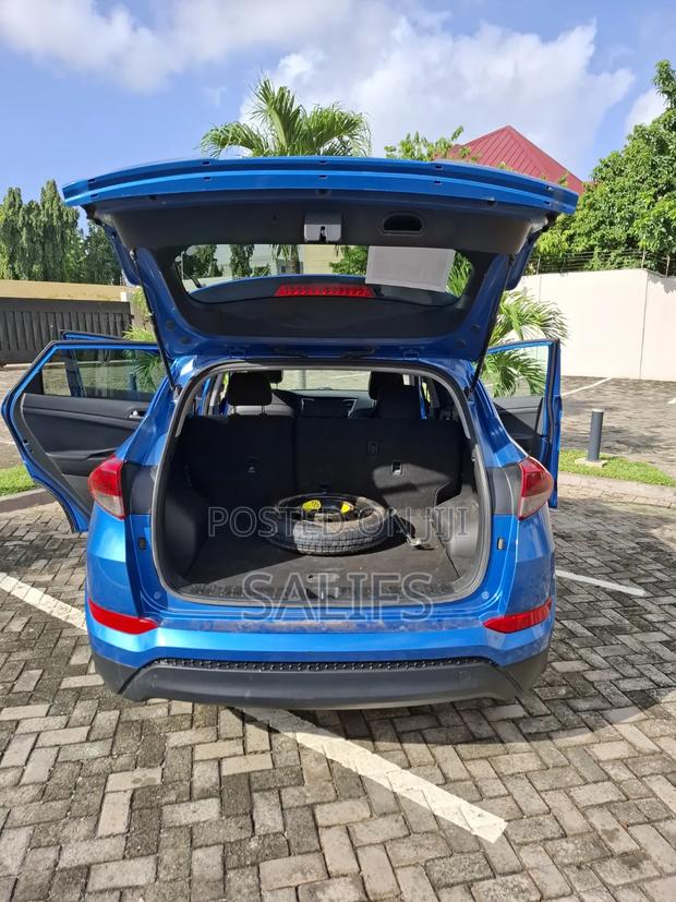 Hyundai Tucson 2017 Blue