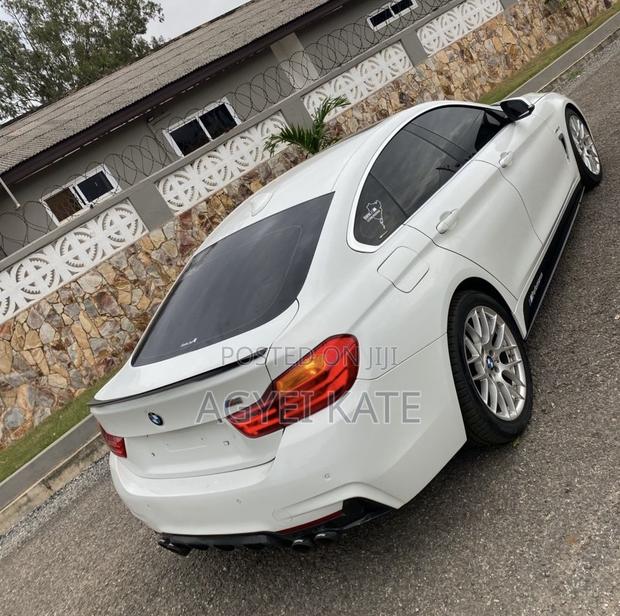 BMW M4 3.0 Convertible RWD 2016 White