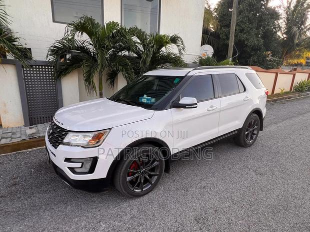 Ford Explorer Base 4dr FWD (3.5L 6cyl 6A) 2017 White