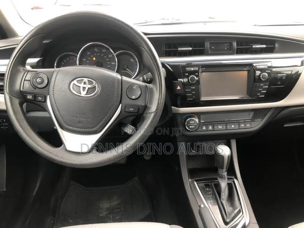 Toyota Corolla 2016 Gray