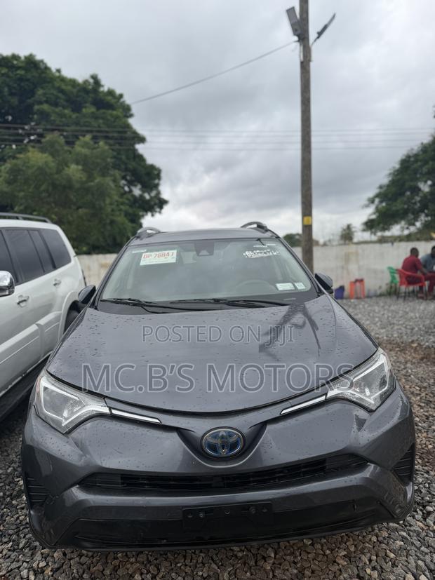 Toyota RAV4 2017 Silver
