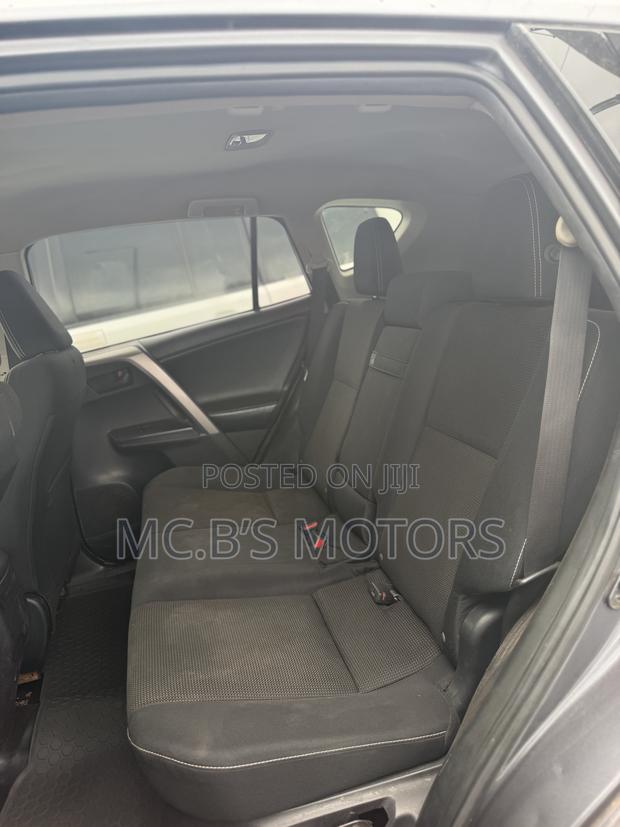 Toyota RAV4 2017 Silver