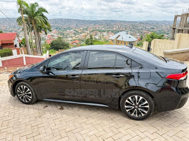 Toyota Corolla LE 2020 Black