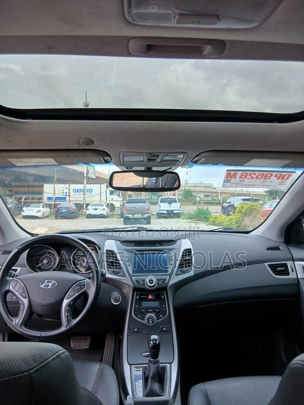 Hyundai Elantra 2016 Black