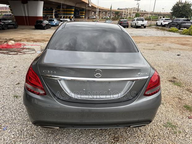 Mercedes-Benz C300 2018 Gray