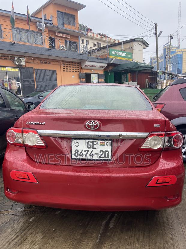 Toyota Corolla LE Special Edition 4dr Sedan (1.8L 4cyl 4A) 2013 Red