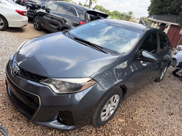 Toyota Corolla LE Eco 4dr Sedan (1.8L 4cyl CVT) 2016 Gray