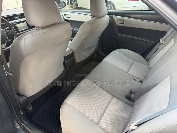 Toyota Corolla LE Eco 4dr Sedan (1.8L 4cyl CVT) 2016 Gray