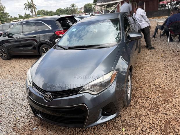 Toyota Corolla LE 4dr Sedan (1.8L 4cyl CVT) 2016 Gray