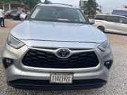 Toyota Highlander 2022 Silver for sale
