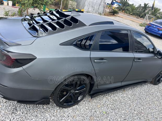 Honda Accord Sport (2.0L 4cyl Turbo 10A) 2019 Gray