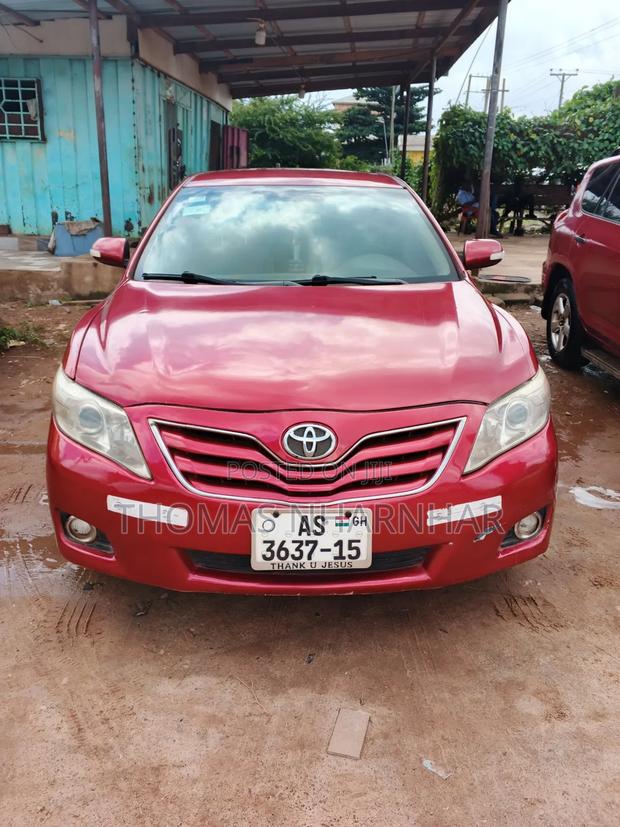 Toyota Camry 2010 Red
