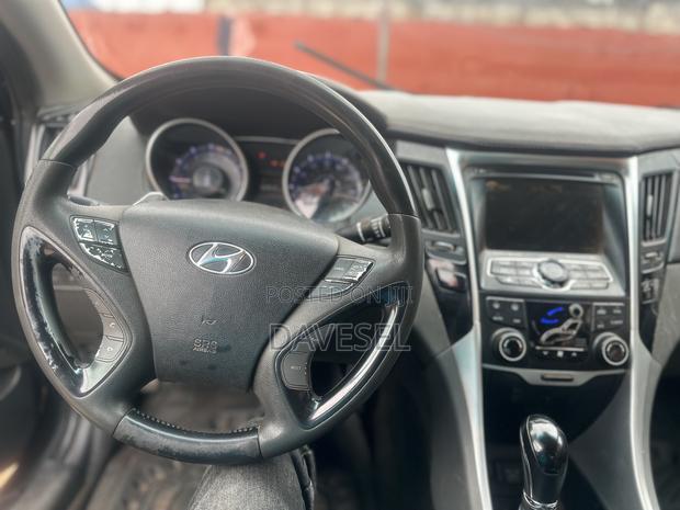 Hyundai Sonata 2012 Gray
