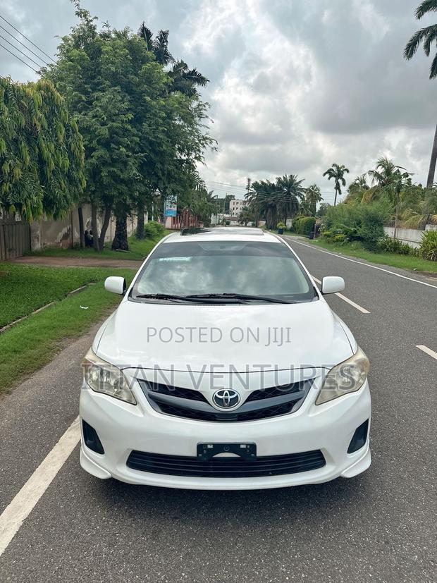 Toyota Corolla S 4dr Sedan (1.8L 4cyl 4A) 2013 White