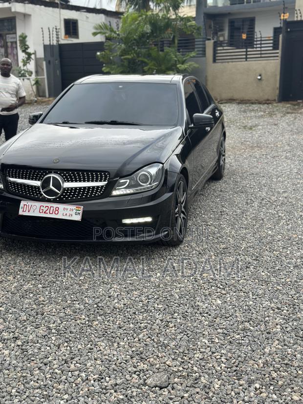 Mercedes-Benz C250 2013 Black