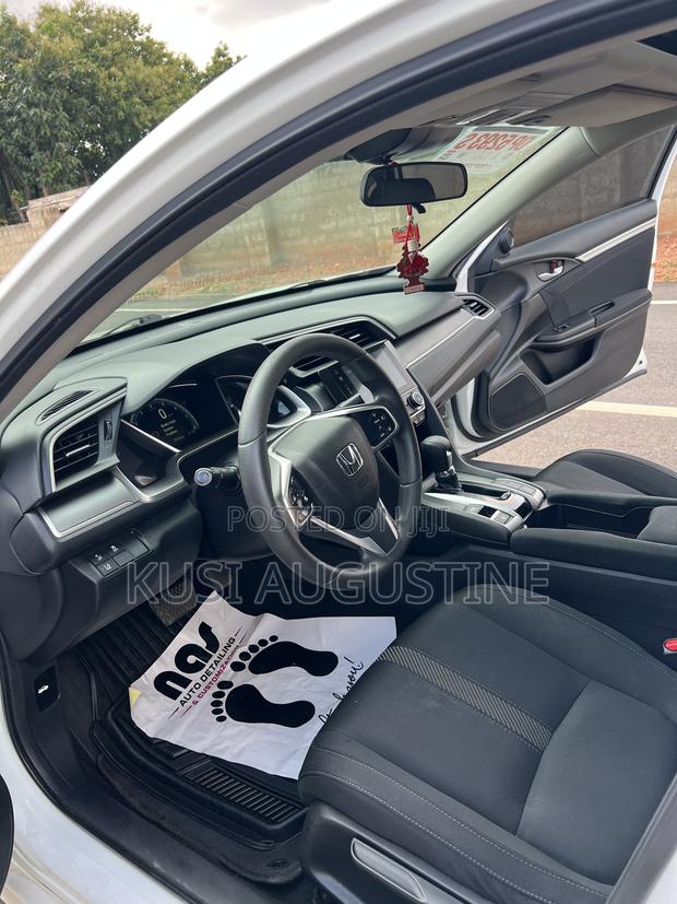 Honda Civic EX-L 2dr Coupe (1.5L 4cyl) 2016 White