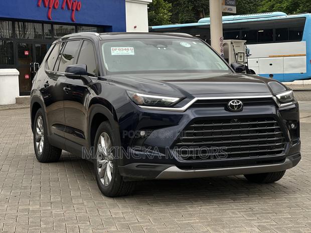Toyota Grand Highlander Limited AWD 2024 Blue