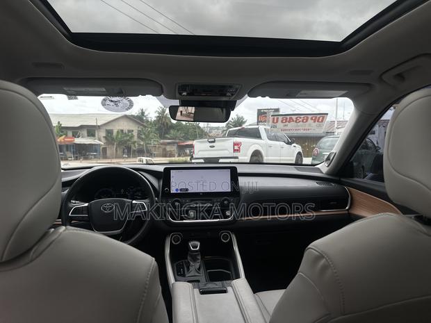 Toyota Grand Highlander Limited AWD 2024 Blue