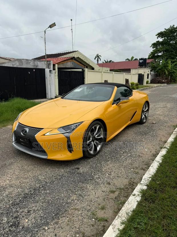 Lexus LC 2023 Yellow