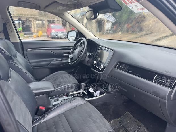 Mitsubishi Outlander SE S-AWC 2020 Black