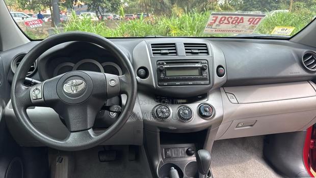 Toyota RAV4 2011 Red