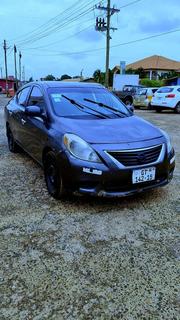 Nissan Versa 2015 Gray for sale