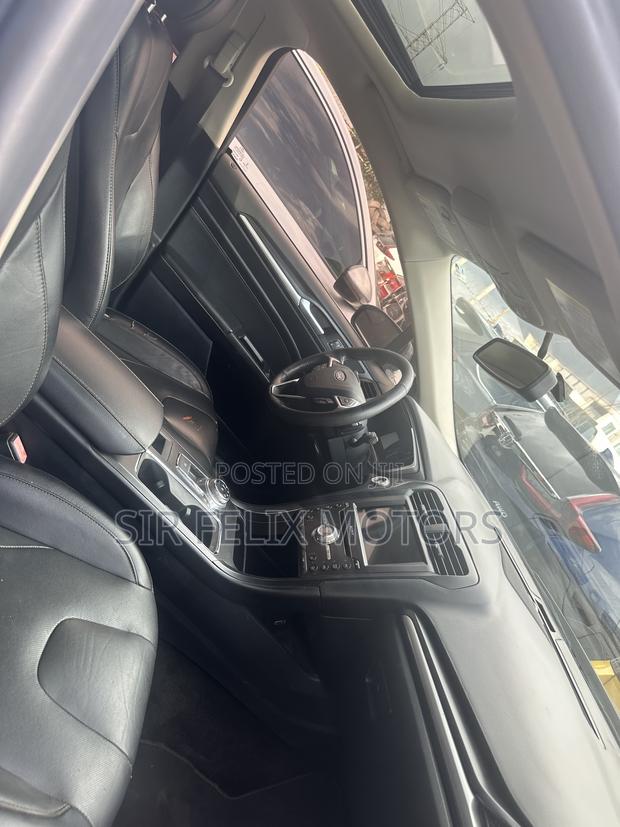 Ford Fusion Platinum AWD 2018 Blue